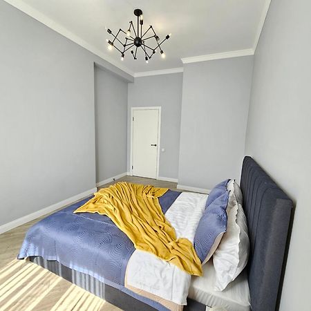 3 Room Gagarin Park Residential Complex Near Mega Shopping Mall Almatý Exterior foto