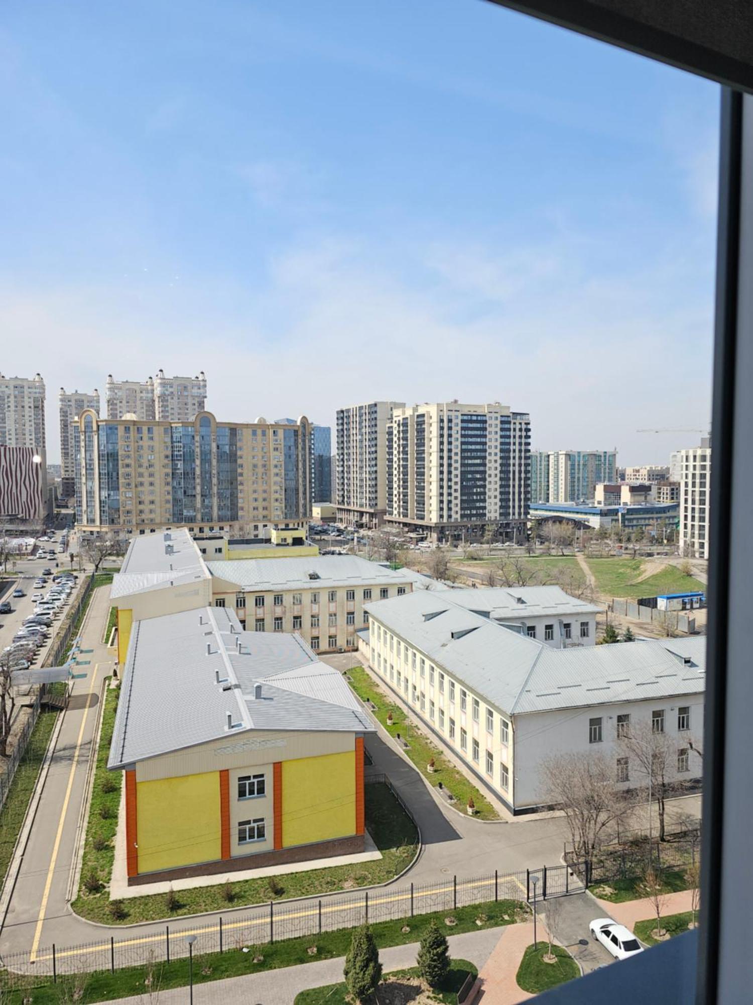 3 Room Gagarin Park Residential Complex Near Mega Shopping Mall Almatý Exterior foto